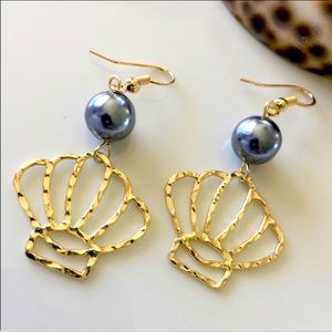 SOLD! JANA LUXE Hawaii Sunrise Seashell Earrings